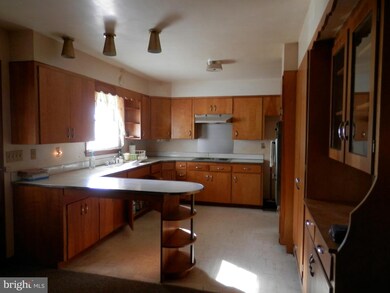 842 Wakemans Grove Rd, Edinburg, VA 22824 - photo 6