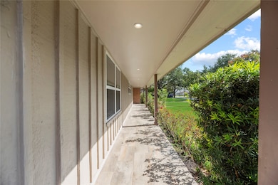 3810 Wickersham Ln, Houston, TX 77027 - photo 7