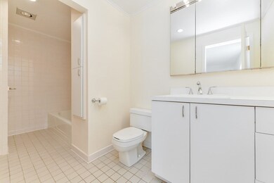 255 Beacon St unit 4D, Somerville, MA 02143 - photo 6