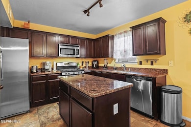 4945 Copper Ranch - 2 of 34