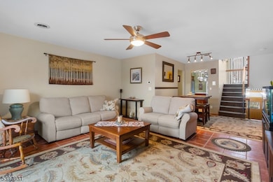 3 Ross Rd, Wallington, NJ 07057 - photo 5