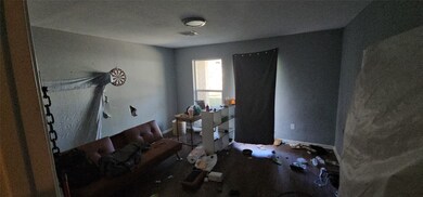 8902 Lanewood Dr, Houston, TX 77016 - photo 5