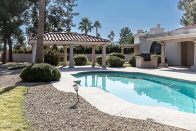 8815 N Invergordon Rd, Paradise Valley, AZ 85253 - photo 7