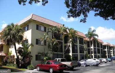 251 S Cypress Rd unit 138, Pompano Beach, FL 33060 - photo 2