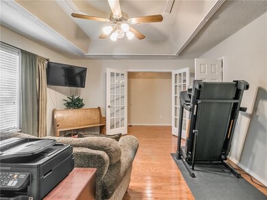 2316 Eastridge Cir, Moore, OK 73160 - photo 4