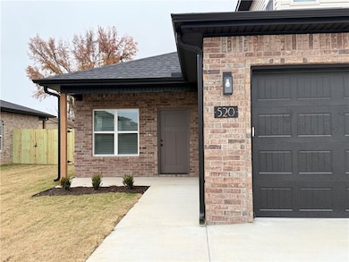 520 Cosmos St, Centerton, AR 72719 - photo 2