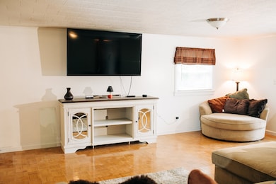 303 Rolling Rd, Shelbyville, TN 37160 - photo 6