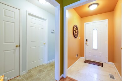 7703 Apple Mill Place, Louisville, KY 40228 - photo 4