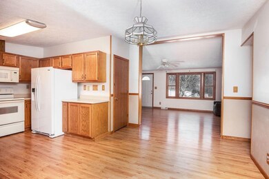 4118 W Erin Dr, La Porte, IN 46350 - photo 7