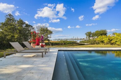 1640 Seabreeze Dr, Tarpon Springs, FL 34689 - photo 4