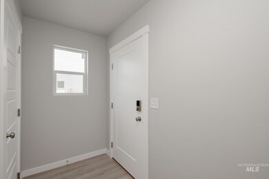 929 N Mirror Creek Way, Meridian, ID 83642 - photo 2