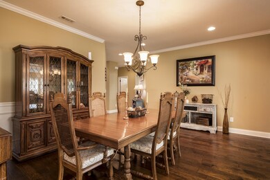 2032 Creekside Manor Ln, Knoxville, TN 37932 - photo 4