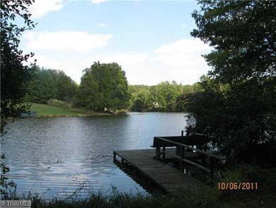 2218 Woodfield Dr, Sophia, NC 27350 - photo 5