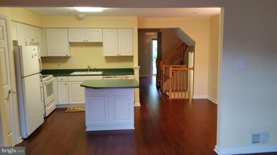 23 Milkwood Ct, Owings Mills, MD 21117 - photo 5