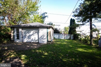 2806 Pinewood Ave, Baltimore, MD 21214 - photo 3