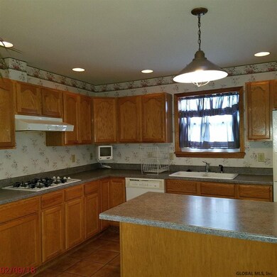 24 Brook St, Rensselaer, NY 12144 - photo 3