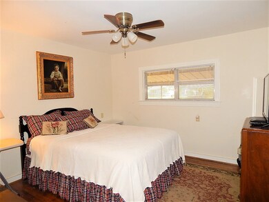 117 N Popp St, Nacogdoches, TX 75964 - photo 7