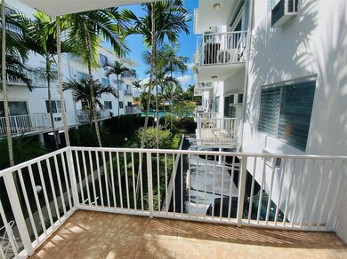10250 W Bay Harbor Dr unit 2E, Bay Harbor Islands, FL 33154 - photo 5