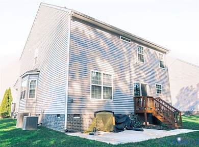 7033 Ravenscraig Crescent, Henrico, VA 23231 - photo 3