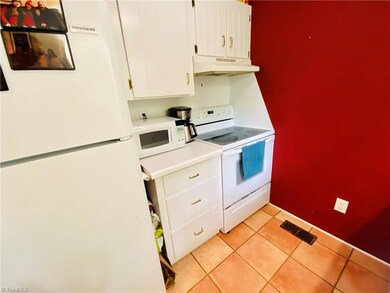 1156 E River Run Extension, Asheboro, NC 27205 - photo 5