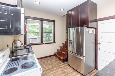 1012 10th St N Fargo-16.jpg