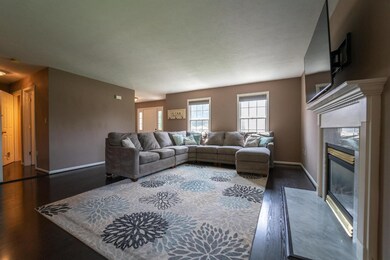 823 E Remington Square, La Porte, IN 46350 - photo 3