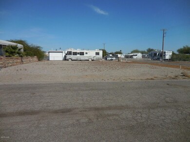 736 Emerald Dr, Quartzsite, AZ 85346 - photo 2