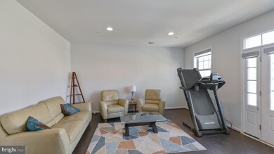 1 Blue Jay Way, Clarksburg, MD 20871 - photo 2