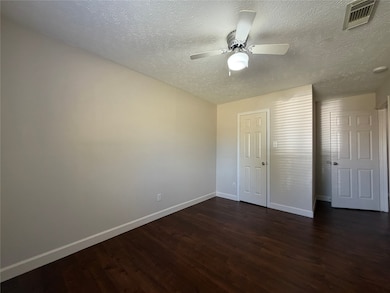 3102 Frontier Dr, Sugar Land, TX 77479 - photo 7