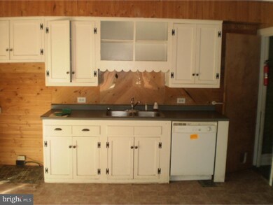 4718 Pottsville Pike, Reading, PA 19605 - photo 6