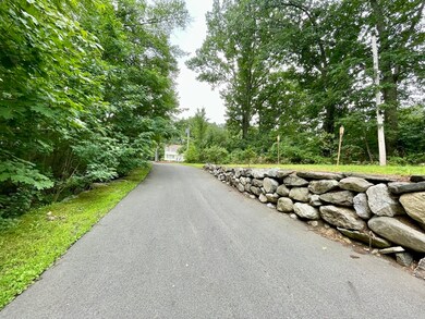 412 Methuen St, Dracut, MA 01826 - photo 2