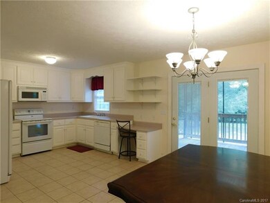 428 Staton Rd, Hendersonville, NC 28739 - photo 4