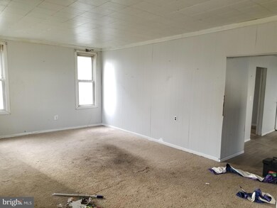 1922 Breitwert Ave, Baltimore, MD 21230 - photo 3