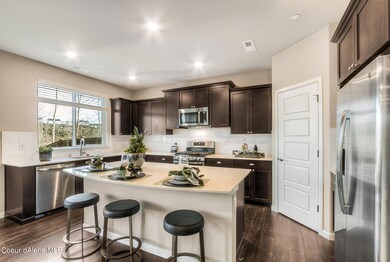 SEA_Bridges_Pic_2550Davenport_Kitchen_1o