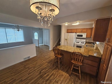 38044 Mallast St, Harrison Township, MI 48045 - photo 5