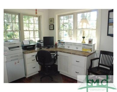 Studio/Study/Office. Enjoy nature from your office
