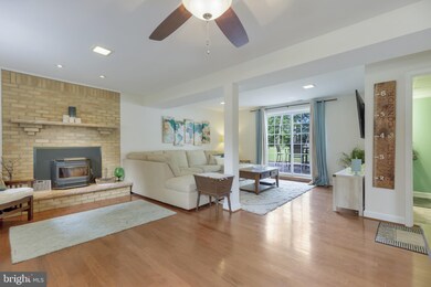 22036 Daniel Ct, California, MD 20619 - photo 4