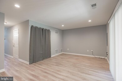 9221 Lorton Valley Rd, Lorton, VA 22079 - photo 5
