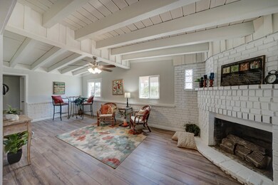 3301 E Monte Vista Rd, Phoenix, AZ 85008 - photo 6