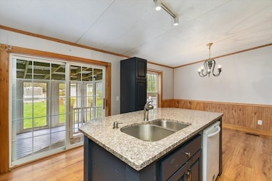 84 Forest Rd, Salisbury, MA 01952 - photo 5