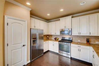 11929 Terraza Cir unit TH37, Austin, TX 78726 - photo 5