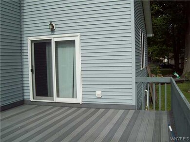 393 E Stenzil St, North Tonawanda, NY 14120 - photo 4