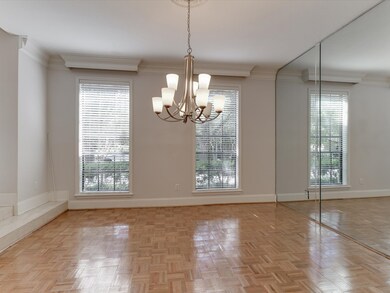 7 Hickory Shadows Dr, Houston, TX 77055 - photo 4