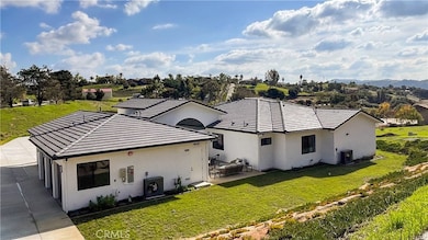2027 Via Monserate, Fallbrook, CA 92028 - photo 3