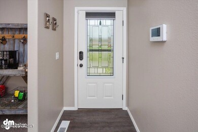 09-Front Entry_DMD_2495