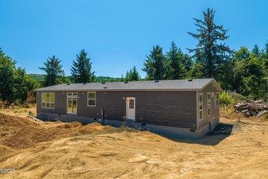 7731 NE HWY 20 (7)