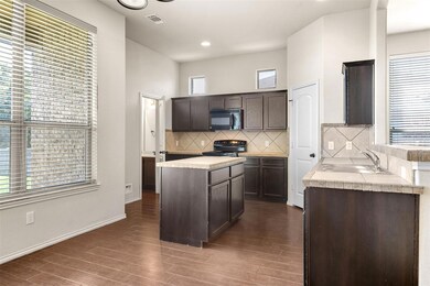 377 Orbit Dr, Lavon, TX 75166 - photo 4