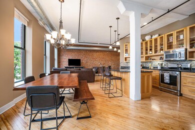 Dining/Kitchen