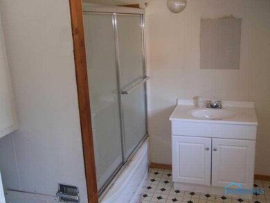 3211 134th St, Toledo, OH 43611 - photo 6