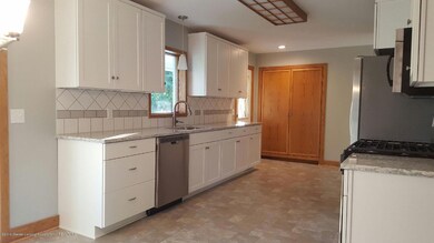 dill kitchen 1